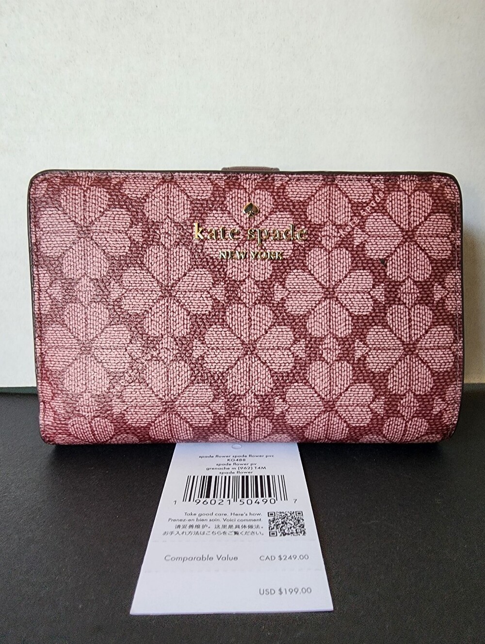 ✨️NWT✨️ Kate Spade Flower Spade Compact L-Zip Wallet, 2024, $199 MSRP